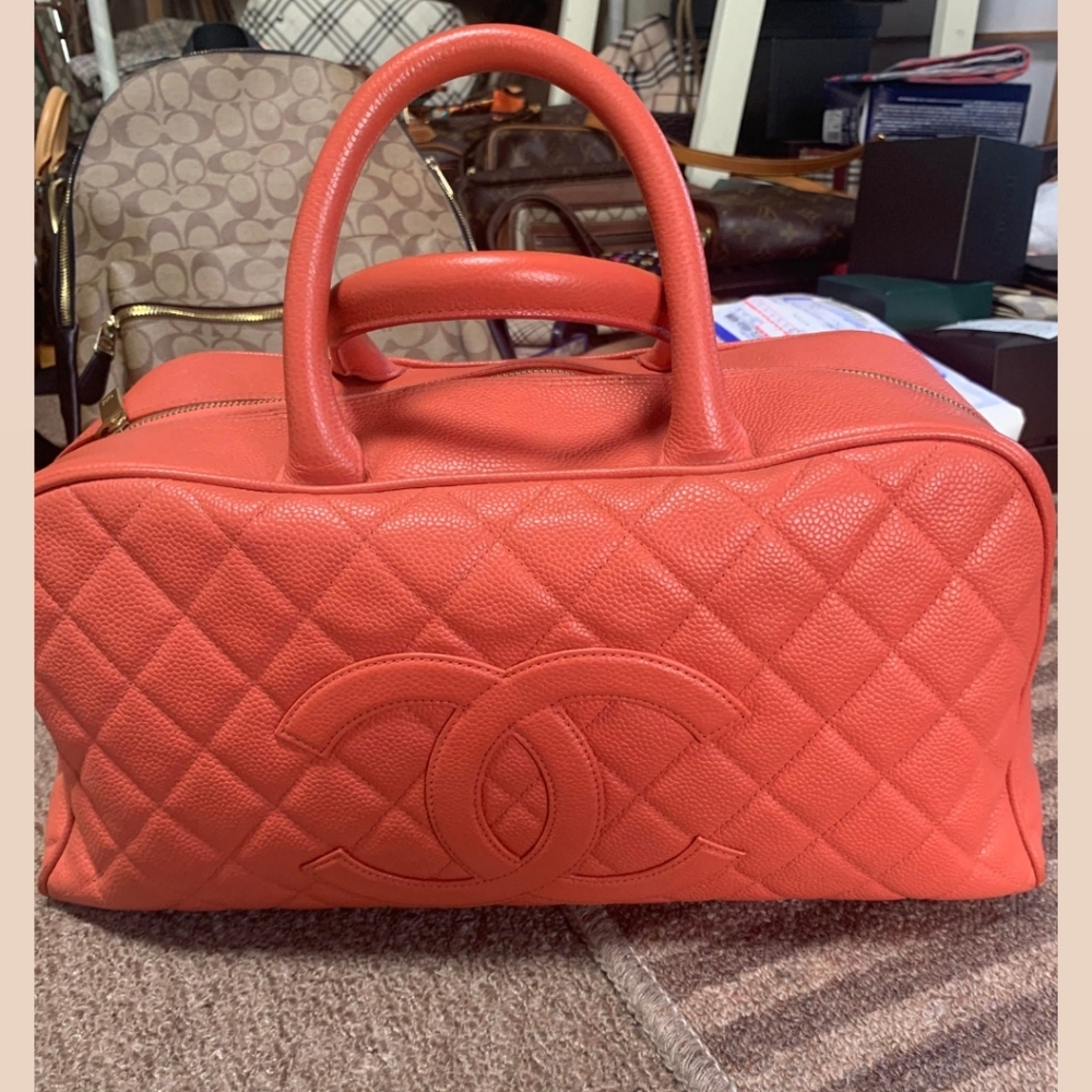 ❤️CHANEL CORAL QUILTED CAVIAR ❤️